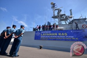 Lantamal-BI Sulsel lepas ekspedisi kas keliling