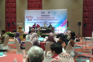 Soni instruksikan anak nikah dini diberi pendampingan