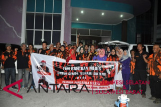 PP Sulbar salurkan 12 truk bantuan bencana