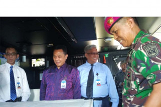Lantamal-BI Sulsel lepas kapal ekspedisi kas keliling
