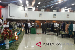 Wagub Papua kukuhkan Penjabat Sementara Bupati Mamteng dan Jayawijaya