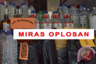 Dua prajurit TNI korban minuman oplosan dirawat intensif