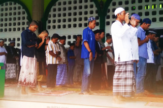 Khatib: ibadah kurban mengajarkan berbagi dengan sesama