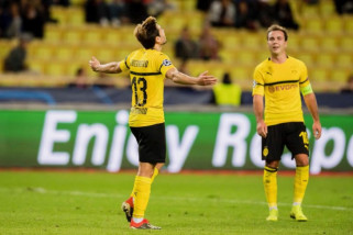 Liga Champions Grup A - Dortmund juara grup, Atletico runner up